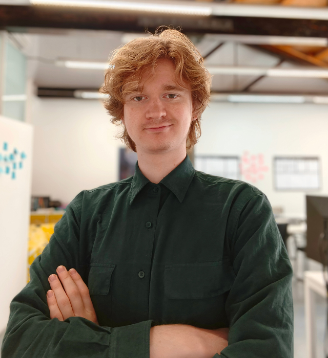 MIKE STAVROVSKY